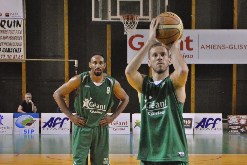 basket-ball-Boulogne sur mervs Longueau-Phillip Brown (#9) et Guillaume Jourdain (#4)-Gazettesports