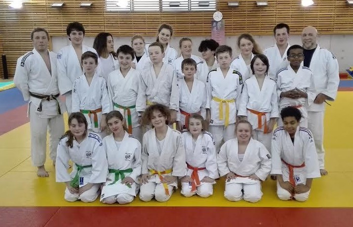 jeunes du judo club longueau