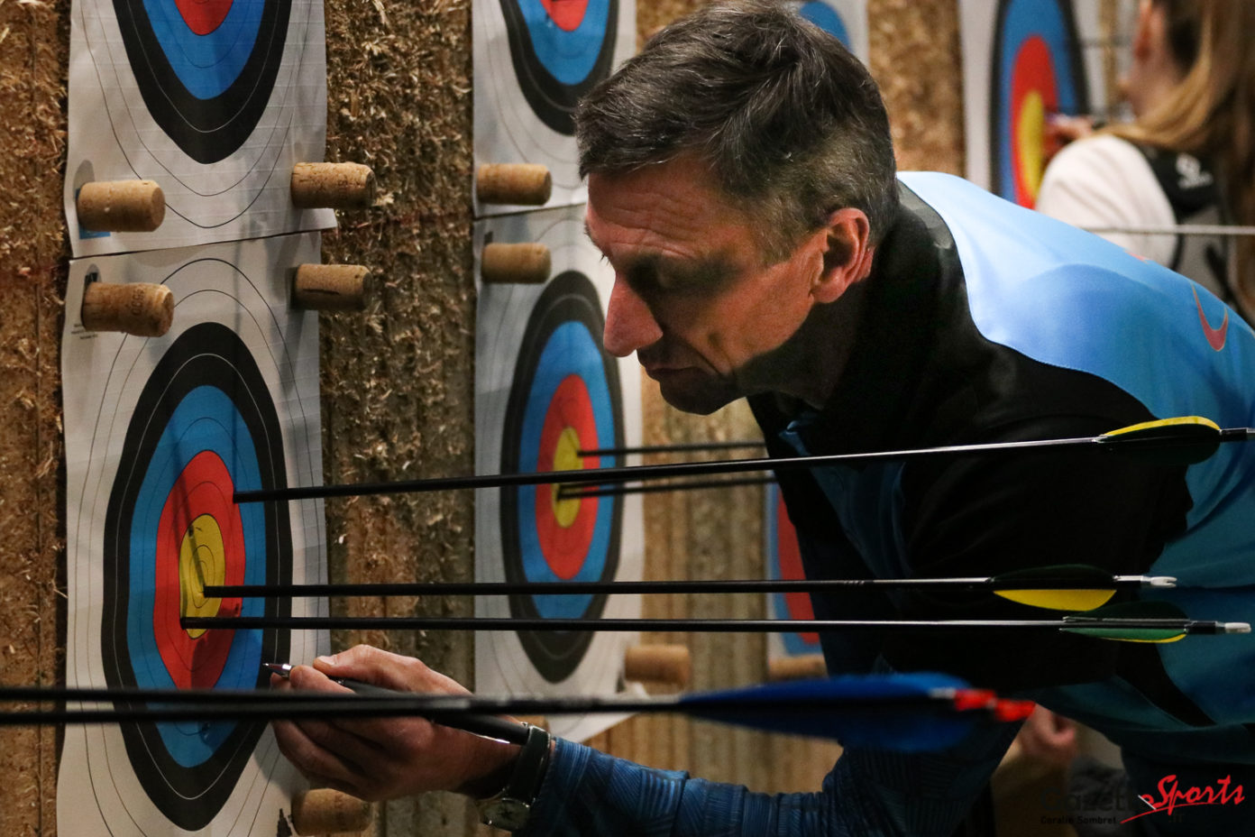 Tir à l'arc pour les enfants : âge idéal, matériel et conseils