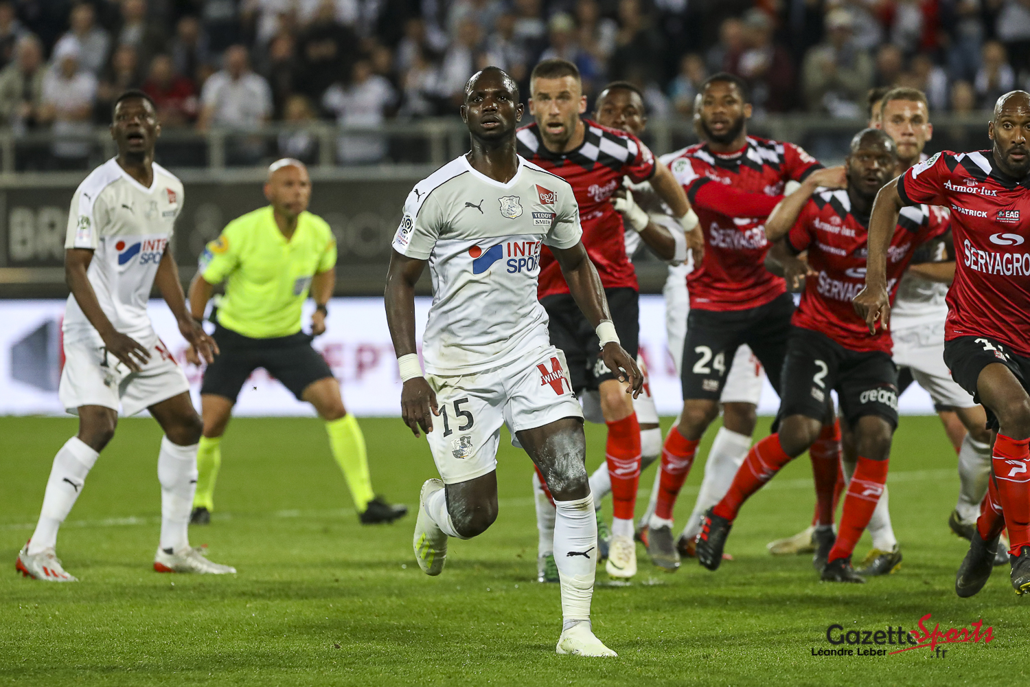 football ligue 1 amiens vs guingamp_0050 - leandre leber ...