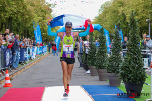 Athletisme Course 100km Champion De France Arrivée Gazettesports Coralie Sombret