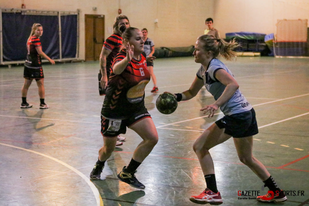 Handball Feminin Asm Rivery Vs Valenciennes Gazettesports Coralie Sombret