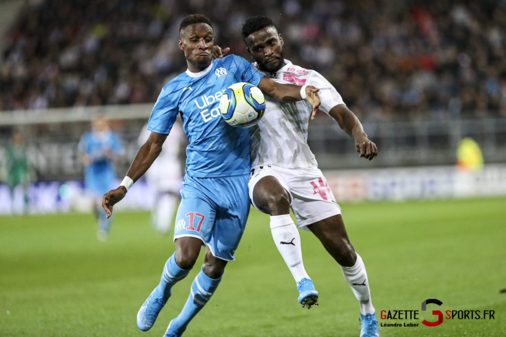 Football Ligue 1 Amiens Sc Vs Marseille Stiven Mendoza 0002 Leandre Leber Gazettesports