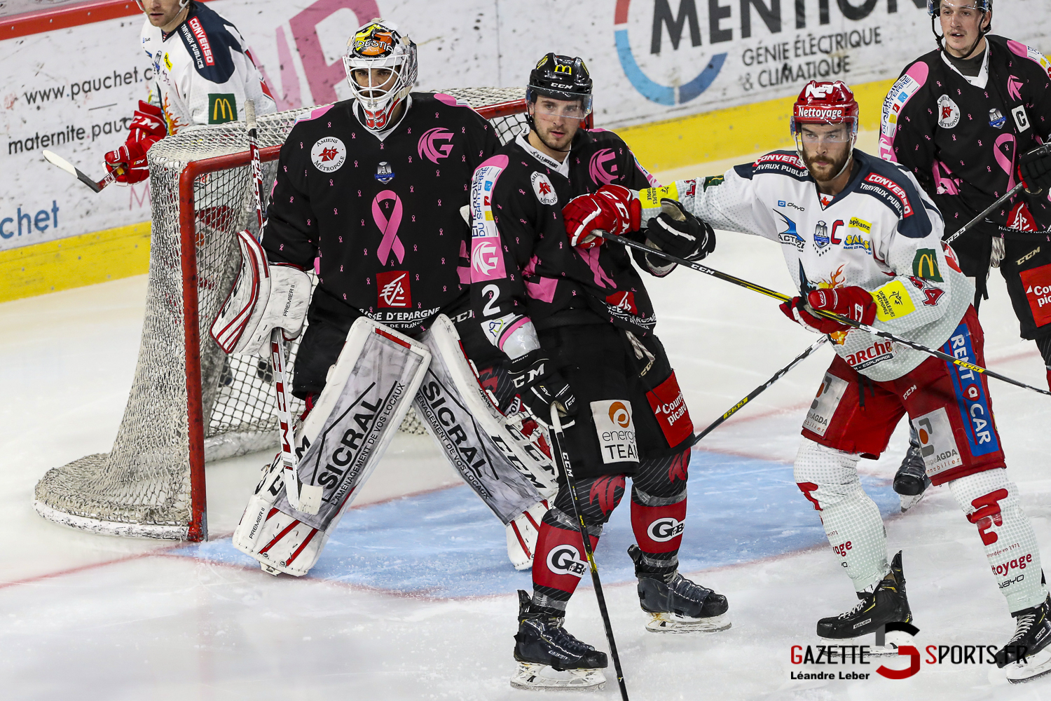 Hockey Sur Glace Les Gothiques Amiens Vs Grenoble Bruleurs De Loups 0041 Leandre Leber Gazettesports