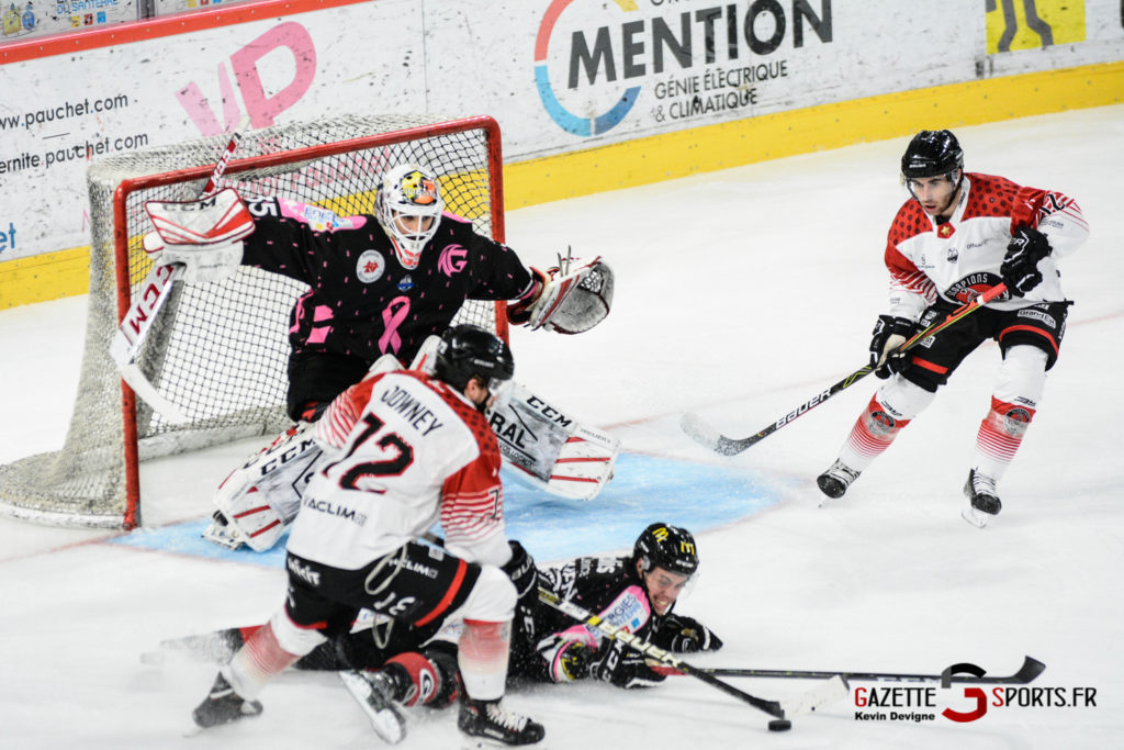 Hockeysurglace Amiens Vs Mulhouse Kevin Devigne Gazettesports 52