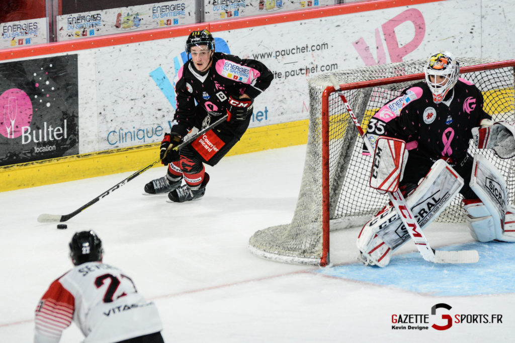 Hockeysurglace Amiens Vs Mulhouse Kevin Devigne Gazettesports 59