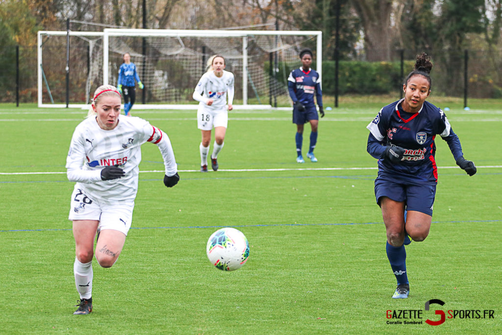 Football Feminin Asc Vs Thonon Evian Gazettesports Coralie Sombret 25