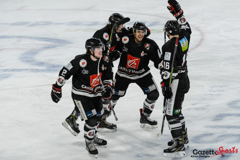 Hockey Sur Glace U20 Gothique Vs Grenoble Kévin Devigne Gazettesports 80 1017x678 1