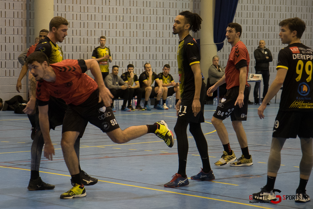 PHOTOS Retrouvez les photos du match entre l'APH et Hazebrouck
