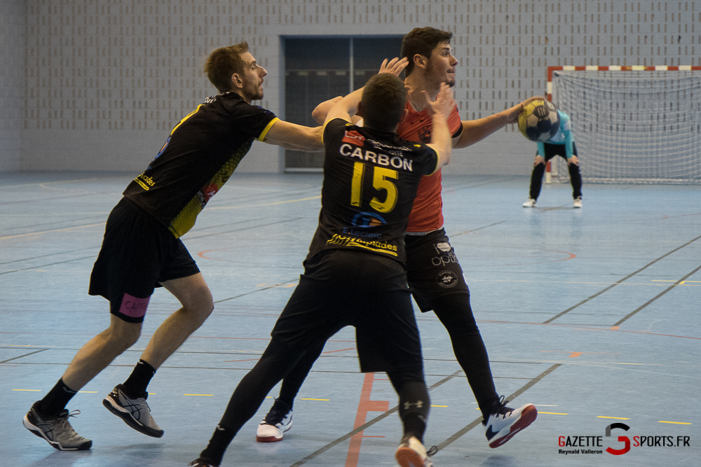 PHOTOS Retrouvez les photos du match entre l'APH et Hazebrouck