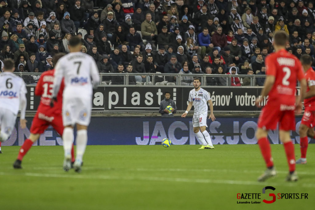 Amiens Sc Vs Montpellier 0009 Leandre Leber Gazettesports