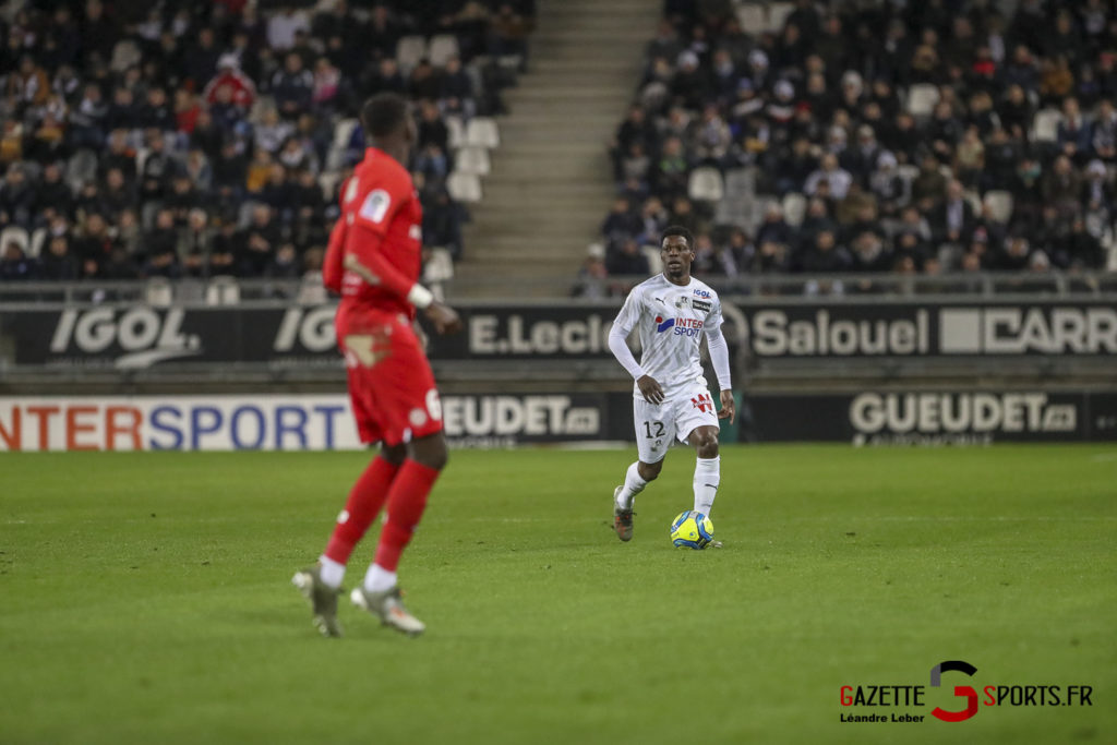 Amiens Sc Vs Montpellier 0010 Leandre Leber Gazettesports