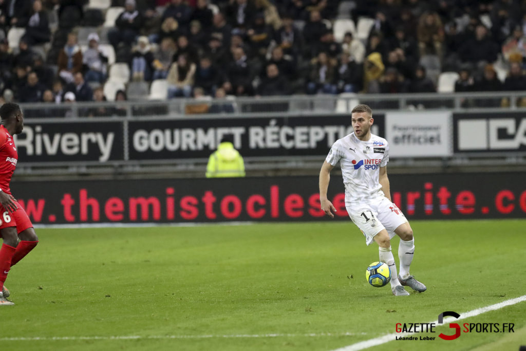 Amiens Sc Vs Montpellier 0032 Leandre Leber Gazettesports