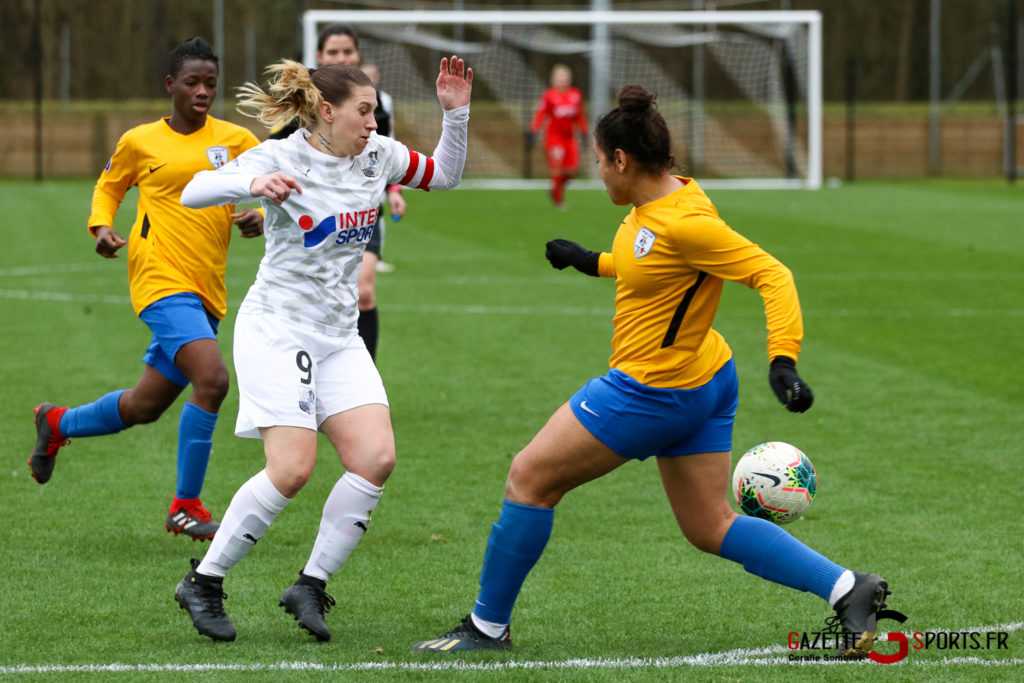 Football Feminin Asc Vs Saint Denis Gazettesports Coralie Sombret 24