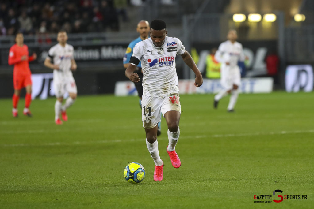 Football Ligue 1 Amiens Sc Vs Psg 0023 Leandre Leber Gazettesports