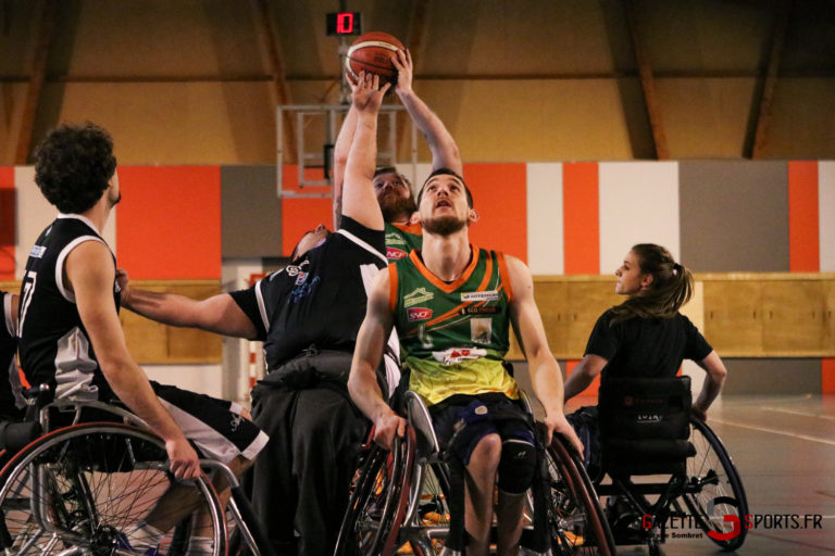 PHOTOS Retrouvez les photos du match entre l'équipe handisport de