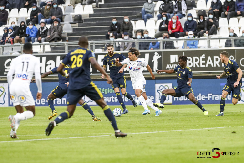 Ligue 2 Asc Amiens Vs Pau 0031 Leandre Leber Gazettesports