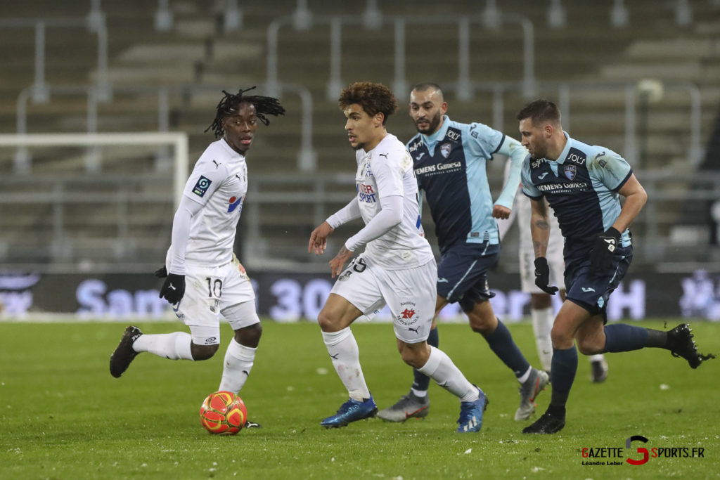 Football Amiens Sc Vs Le Havre Hac Ligue 2 0035 Leandre Leber Gazettesports