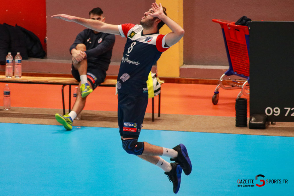 match volley amvb usv (913)