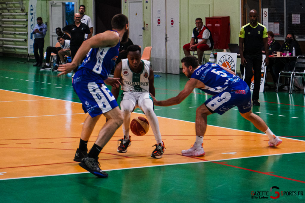 basketeball esclams elieleber gazettesports 11 09 2021 01441