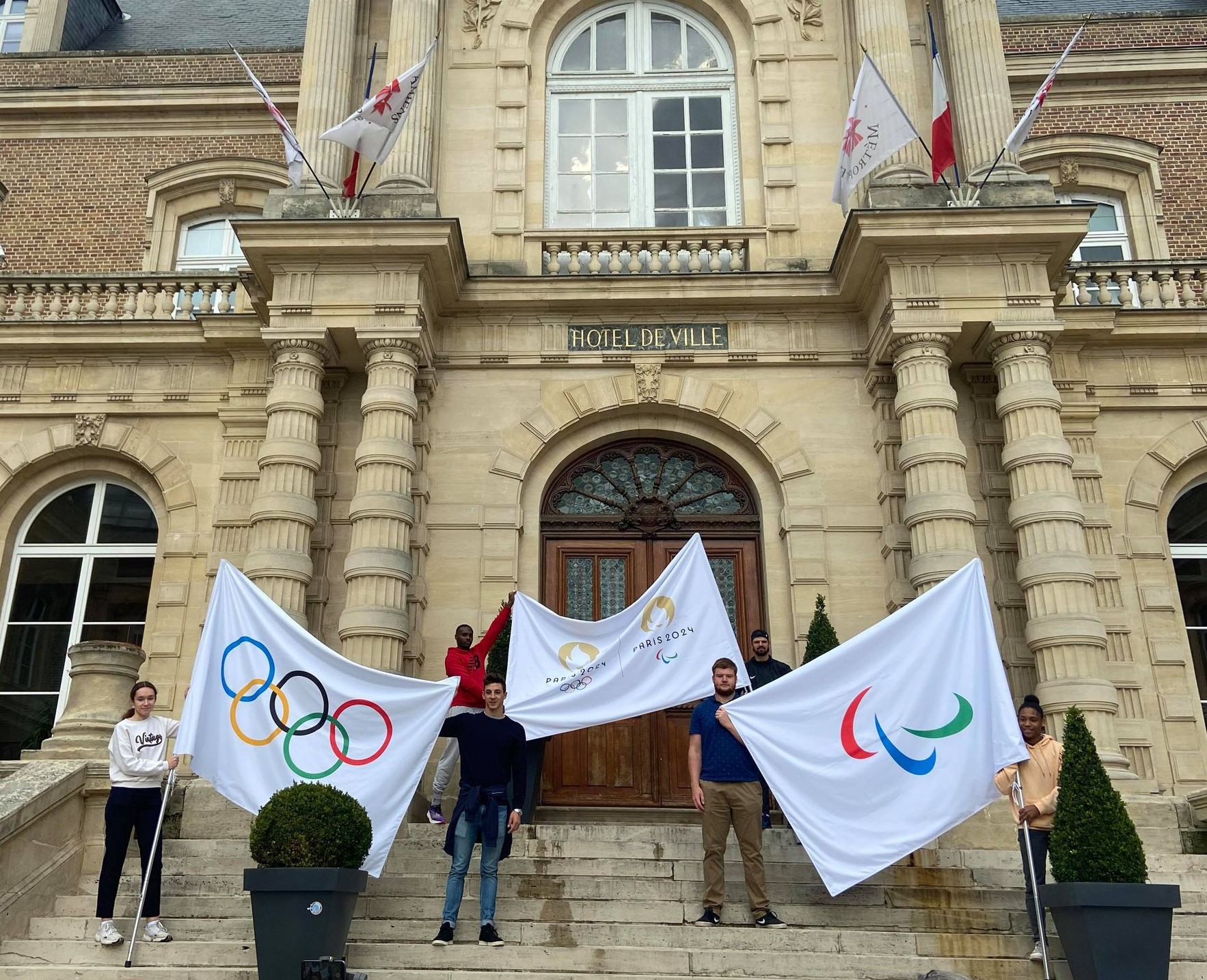 L'Heure De La Cérémonie Paralympique : Préparez-vous ACTU : Tournée des drapeaux des Jeux Olympiques & Paralympiques 2024