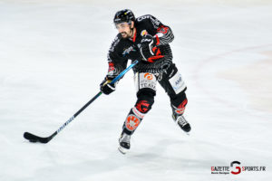 hockey gothiques nice gazettesports kevin devigne 143 pretnar