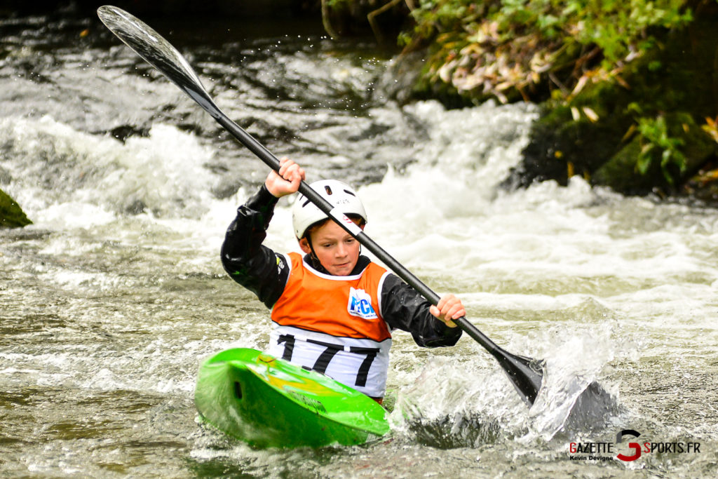 canoe kayak competition regionale slalom picquigny gazettesports kevin devigne 124