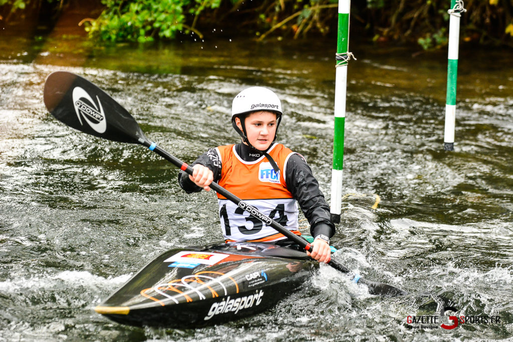 canoe kayak competition regionale slalom picquigny gazettesports kevin devigne 64