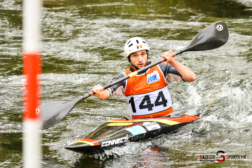 canoe kayak competition regionale slalom picquigny gazettesports kevin devigne 76