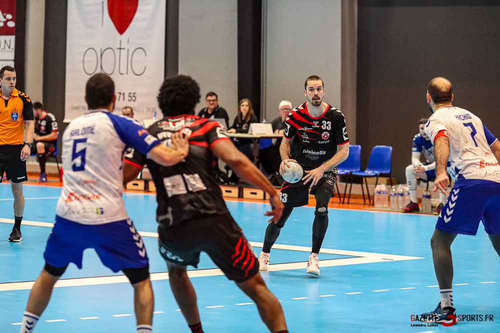 handball amiens aph vs livry gargand 021 leandre leber gazettesports