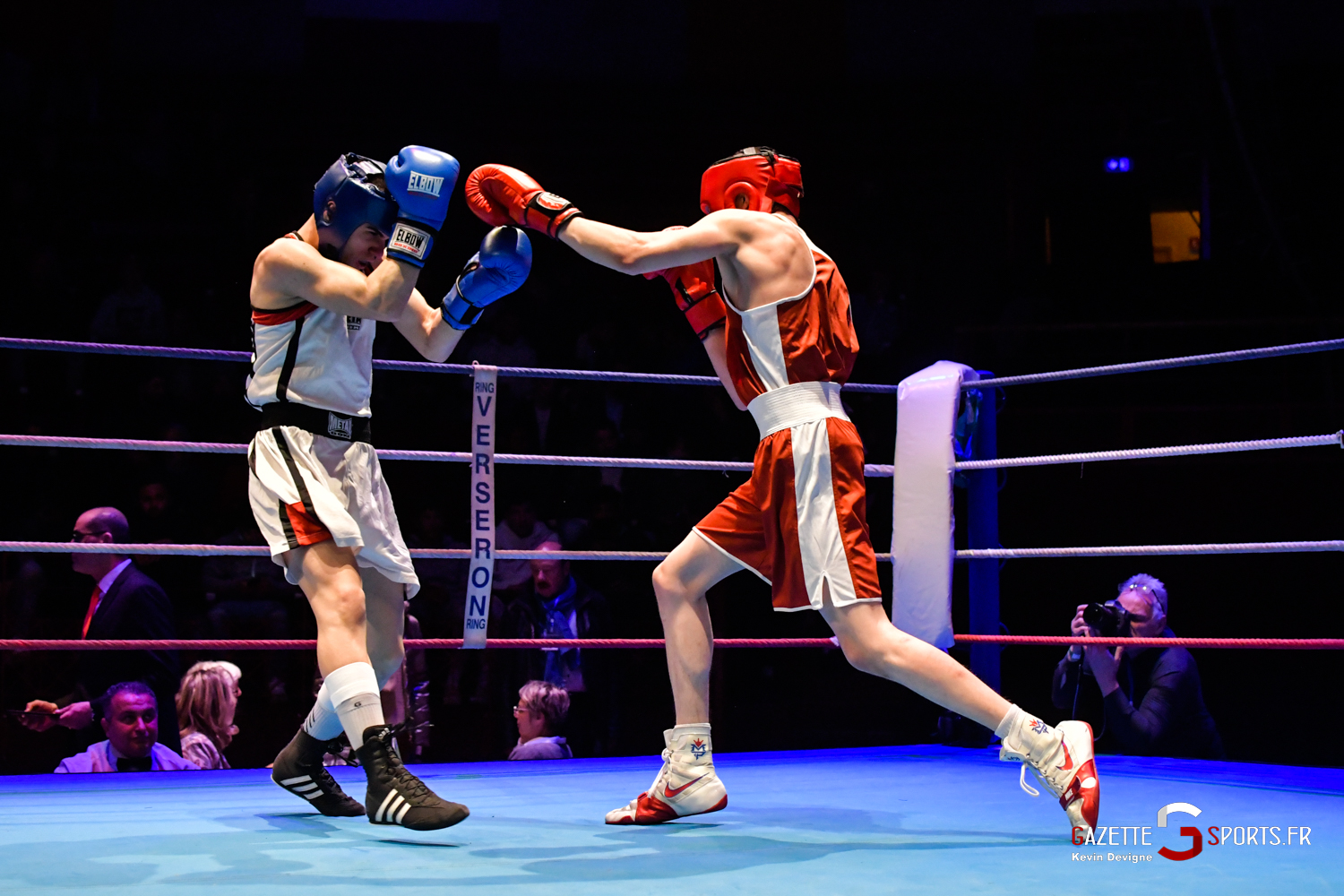 boxe gala cirque jules verne amiens gazettesports kevin devigne mathis mebarki vs herloind tanussshaj (7)