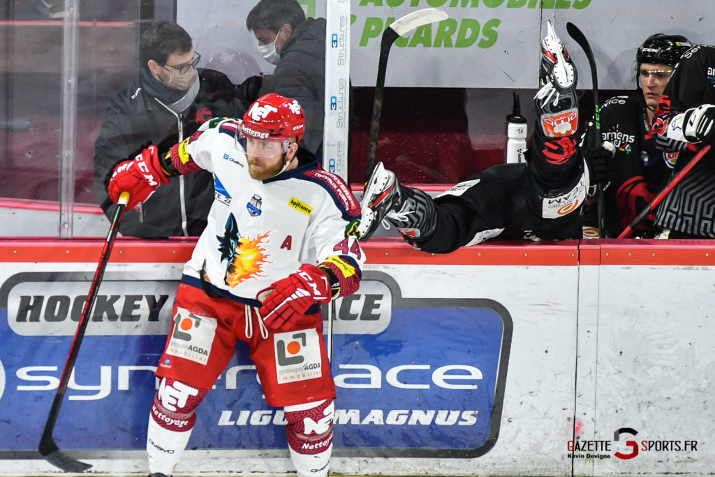 hockey ligue magnus gothiques amiens bruleurs de loups grenoble kevin devigne1 2 1 1024x683 1