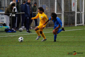 football pefa amiens auxerre gazettesports louis auvin 20