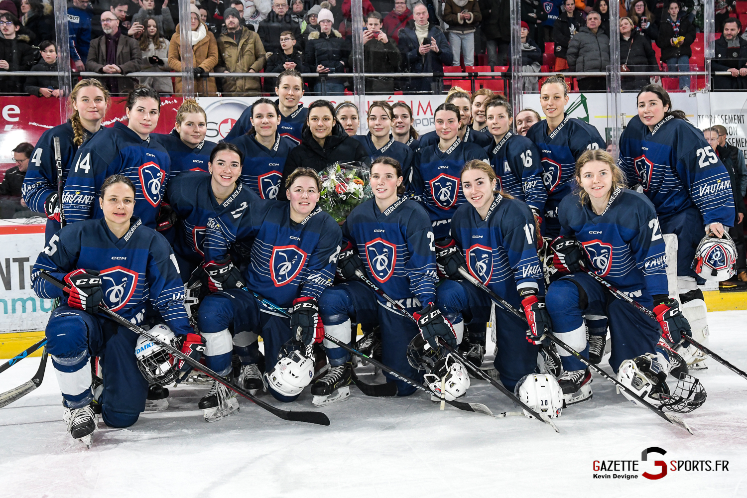 hockey sur glace tournoi des 4 nations equipe de france feminine hongrie gazettesports kevin devigne 009