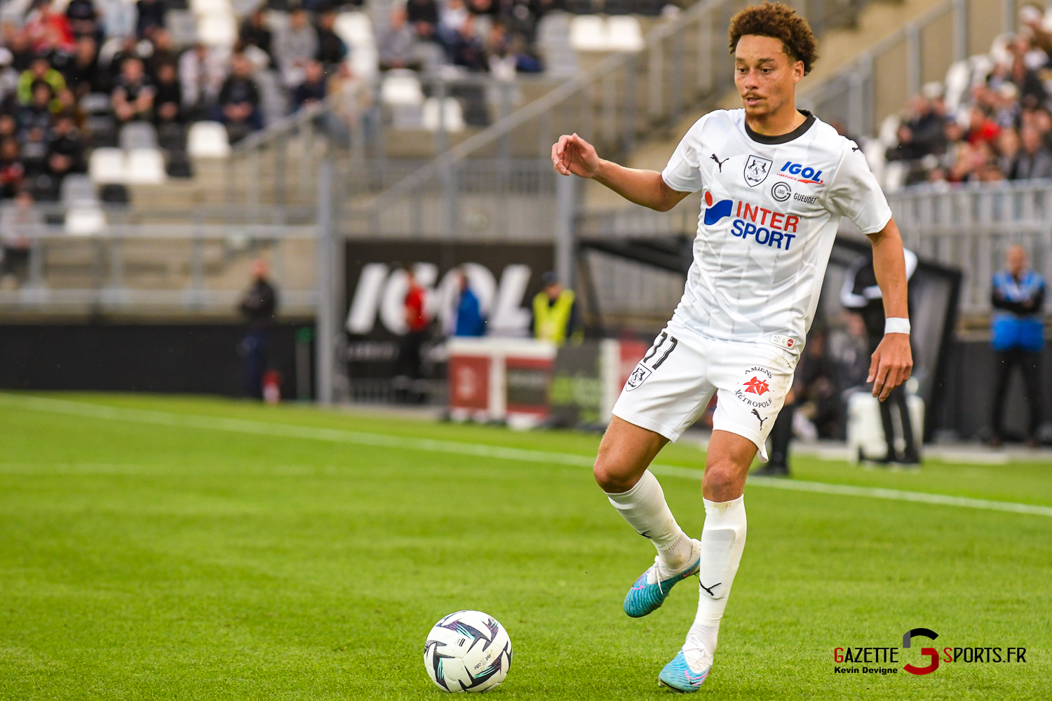 football ligue 2 bkt asc valenciennes kevin devigne gazettesports 14