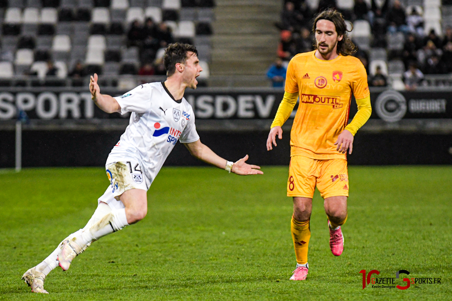 football ligue 2 asc rodez kevin devigne gazette sports 12