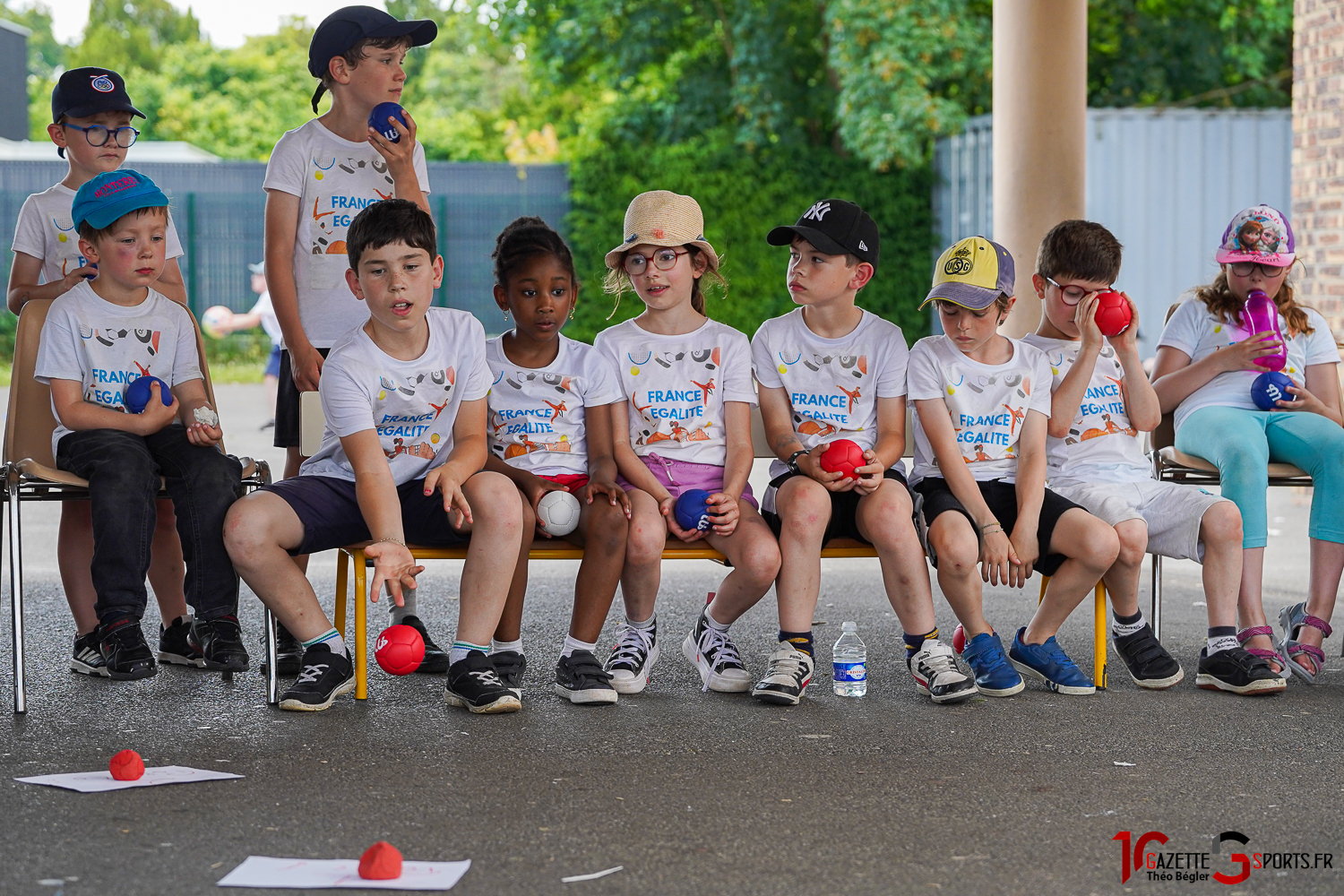 la flamme olympique aux couleurs des enfants gazettesports théo bégler 13