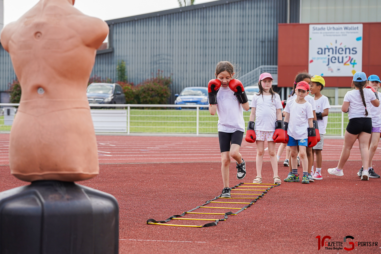 la flamme olympique aux couleurs des enfants gazettesports théo bégler 5