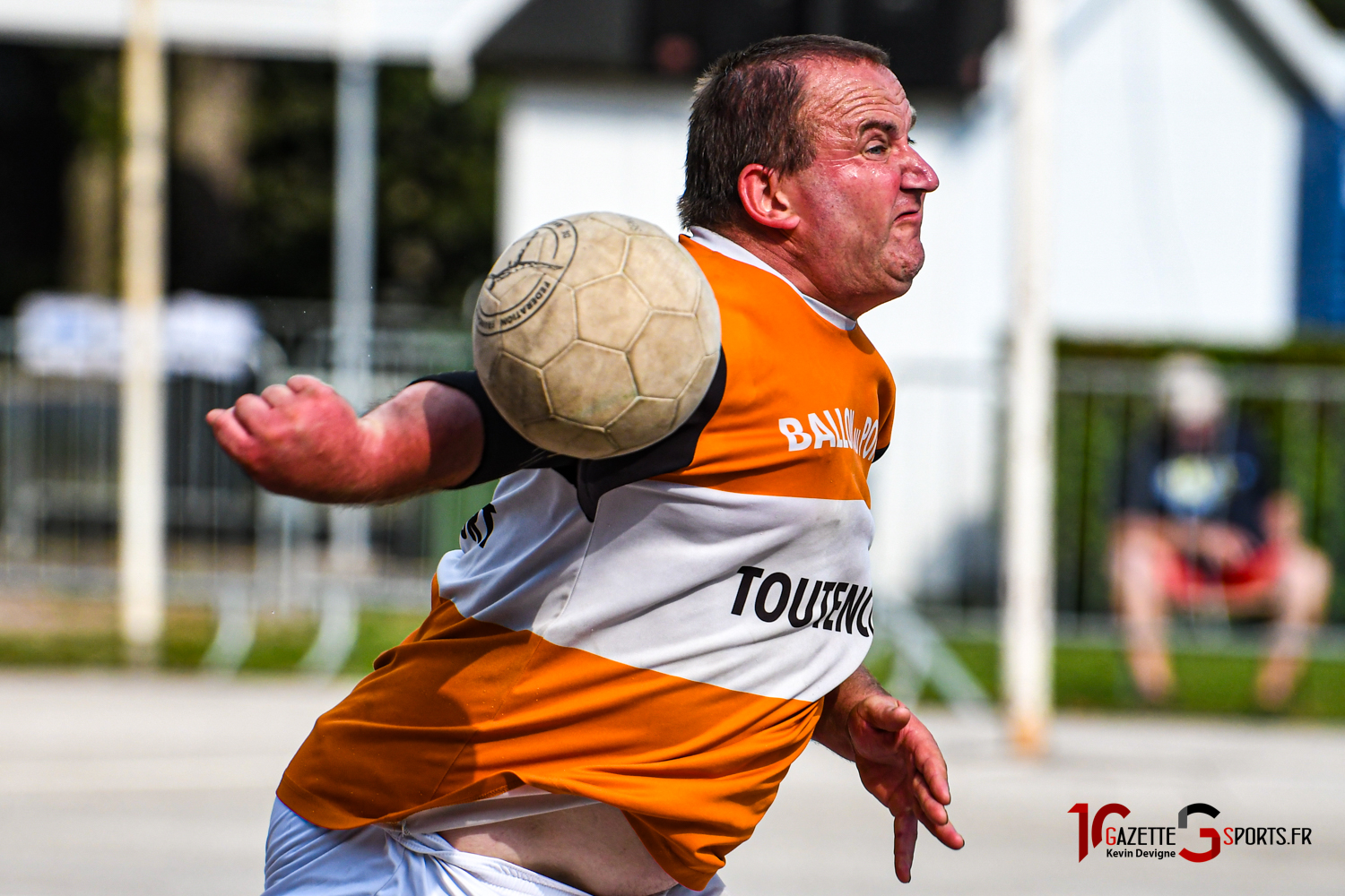 coupe de france ballon au poing et poing d'or 2024 amiens kevin devigne gazettesports 12