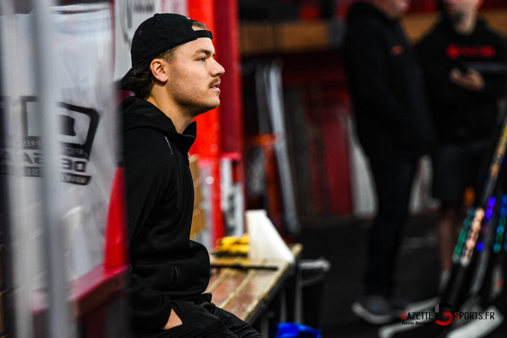 hockey sur glace ligue magnus gothiques amiens entrainement gazettesports kevin devigne 15