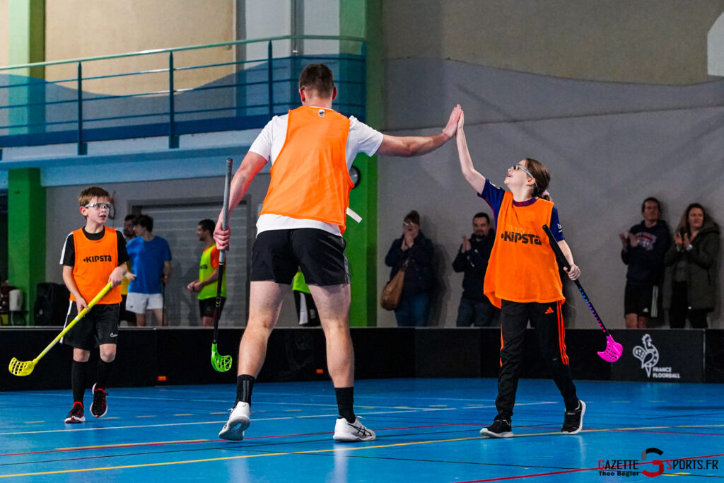 floorball tournoi de noël 2024 gazette sports théo bégler 010