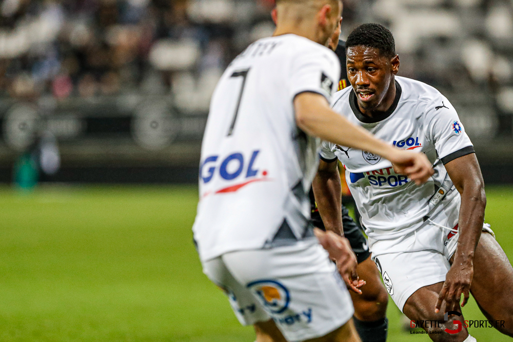 football ligue 2 amiens sc vs martigues 014 leandre leber gazettesports