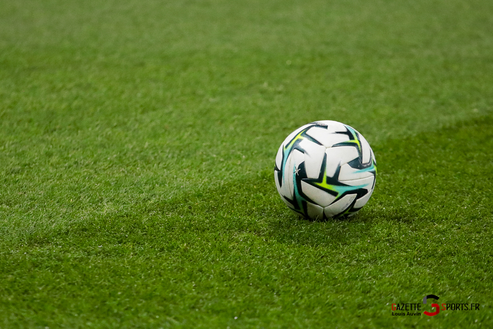 football l2 amiens sc bastia louis auvin gazettesports 001