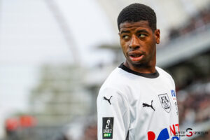 football ligue 2 bkt amiens sc asc ea en avant guingamp gazette sports théo bégler 020