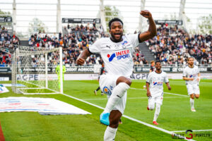 football ligue 2 bkt amiens sc asc ea guingamp gazette sports théo bégler 4