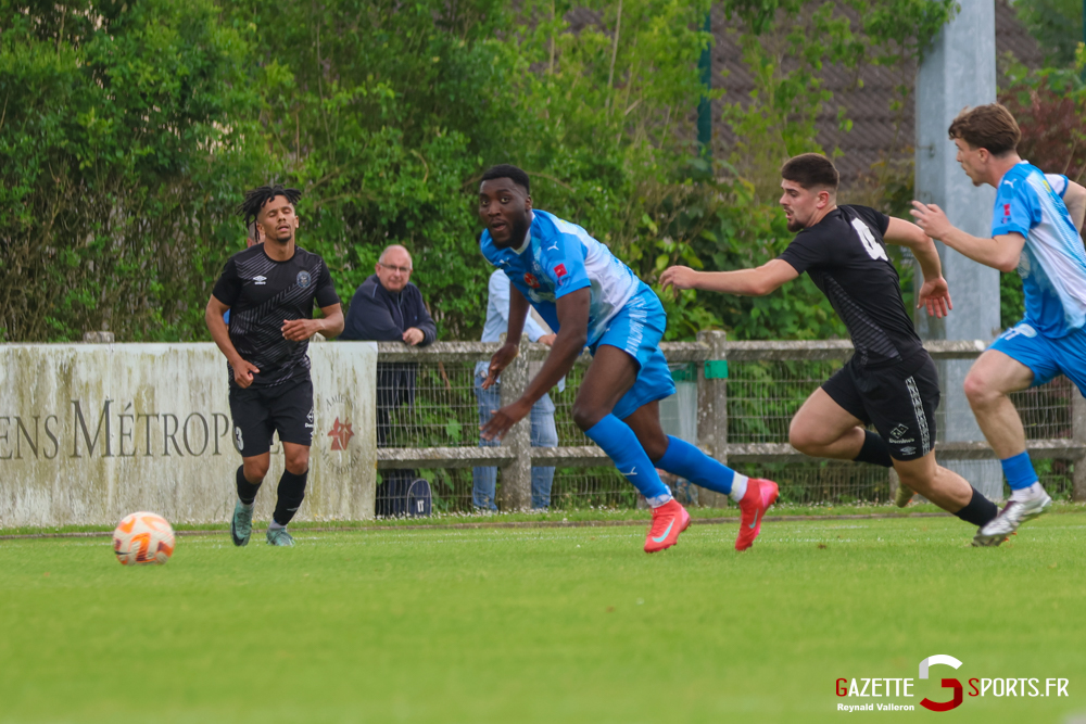 football régional 1 esc longueau olympique marcquois marcq en barœul gazette sports reynald valleron 20