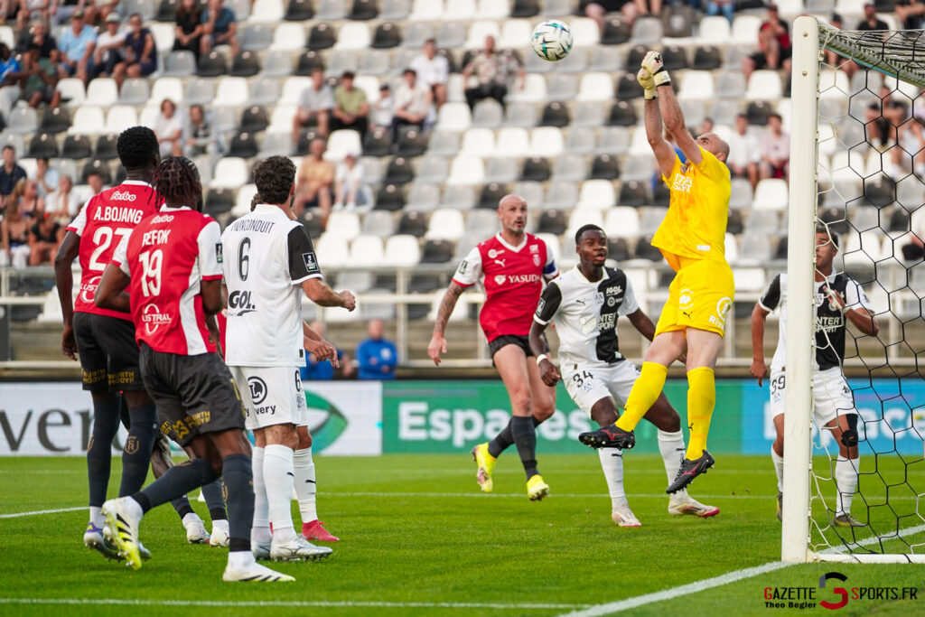 football ligue 2 bkt journée 1 asc amiens sc stade de reims gazette sports theo begler 001
