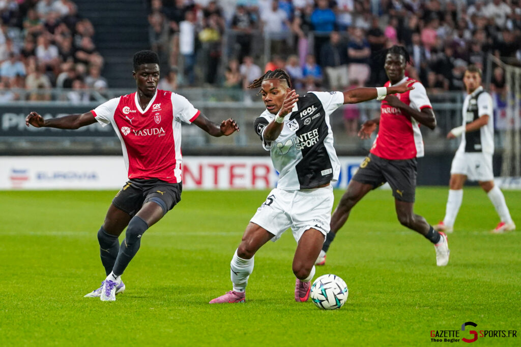 football ligue 2 bkt journée 1 asc amiens sc stade de reims gazette sports theo begler 032