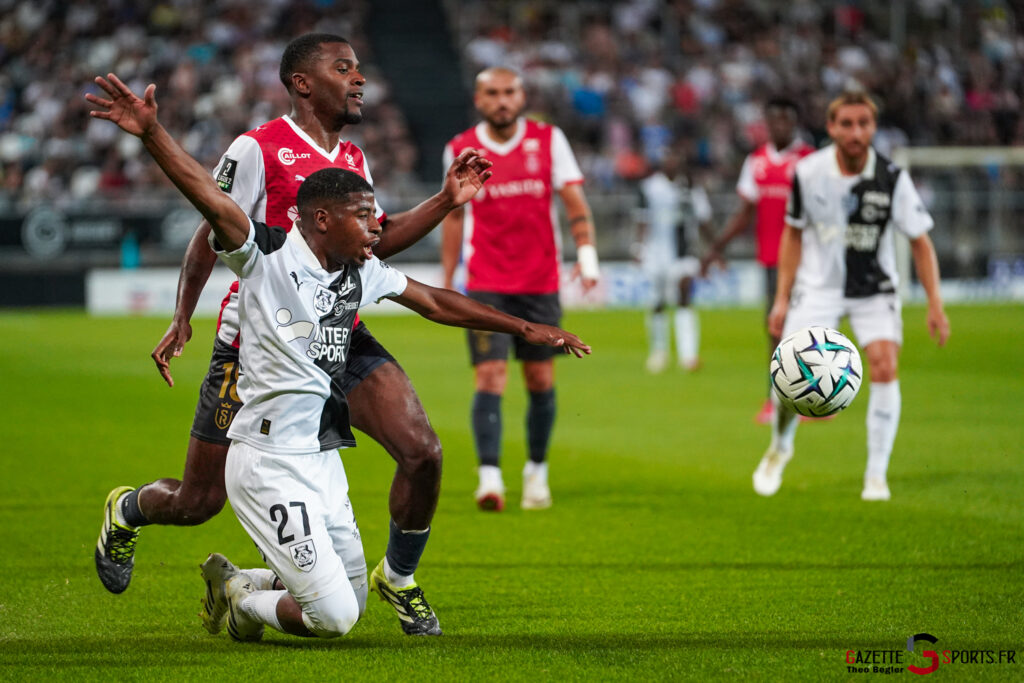 football ligue 2 bkt journée 1 asc amiens sc stade de reims gazette sports theo begler 051