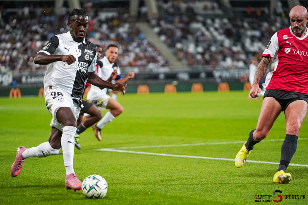 football ligue 2 bkt journée 1 asc amiens sc stade de reims gazette sports theo begler 060